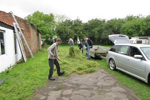Lingwood Churchyard Jun 2016